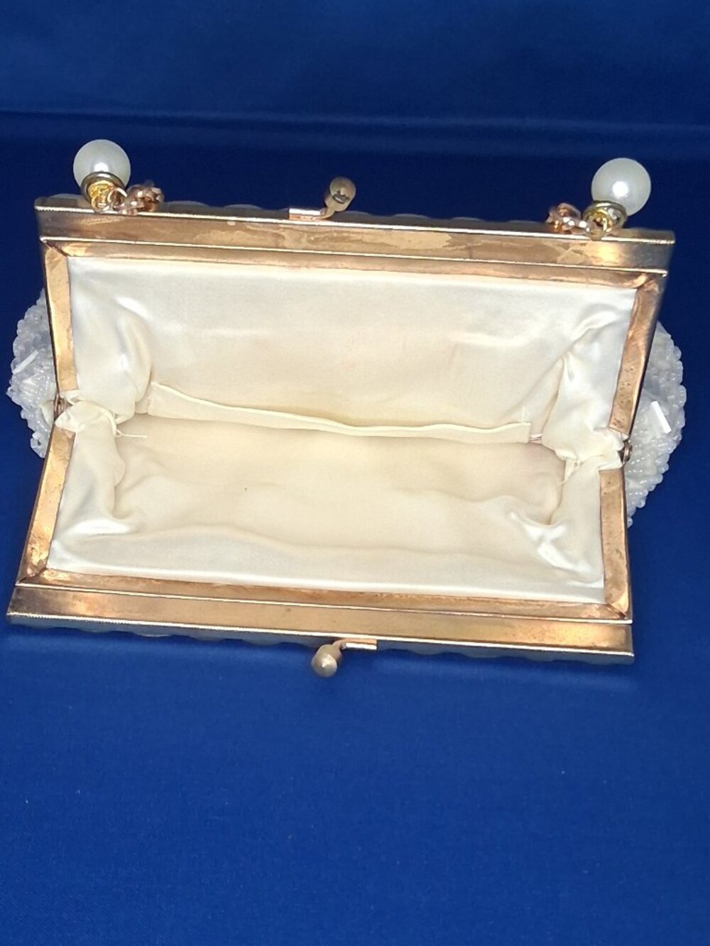 Vintage Sister Ernestine Beaded Evening Bag Pearl Accent Frame Clutch Hong Kong - Picture 8 of 10